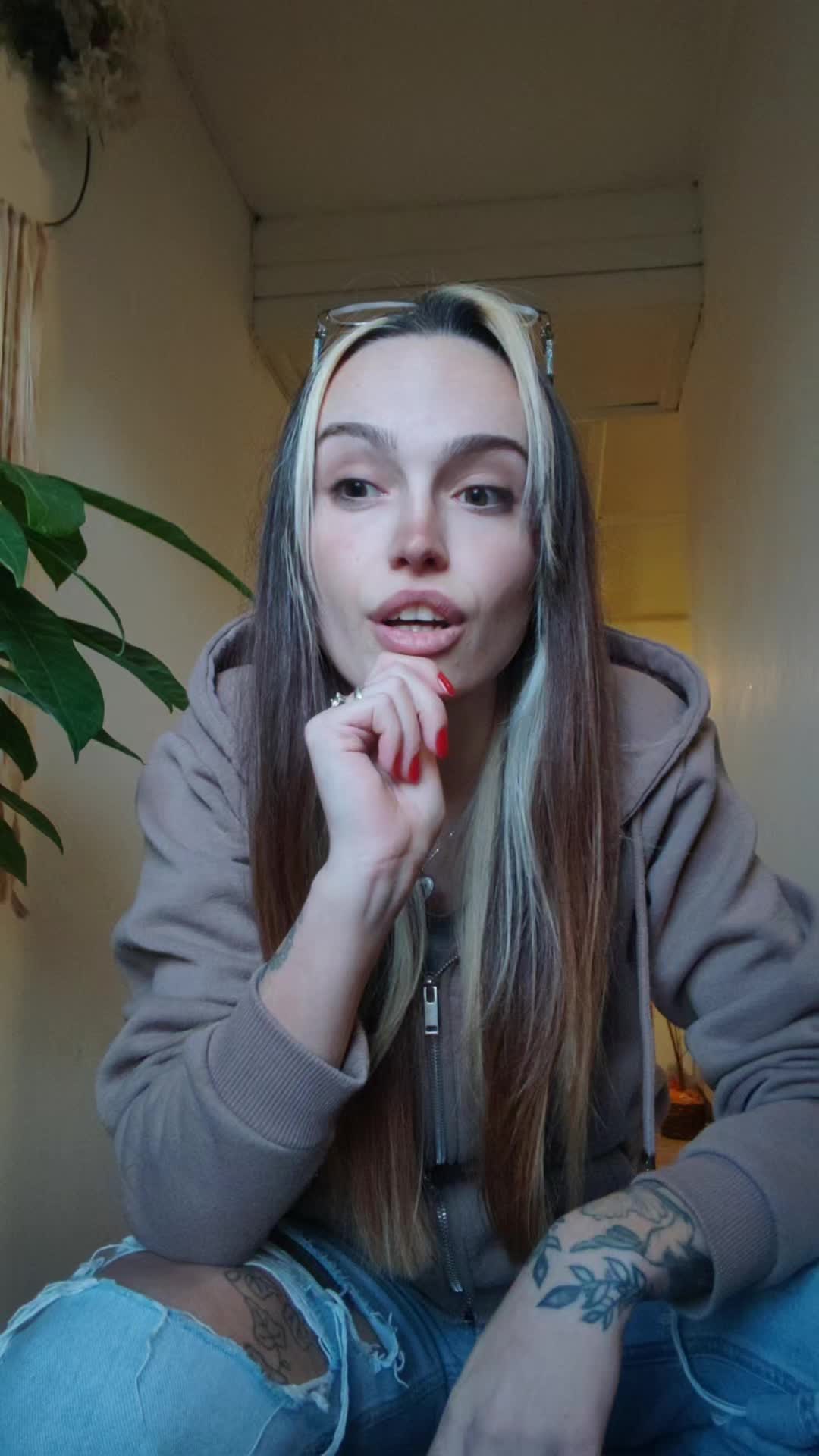 @Marie Oláhová