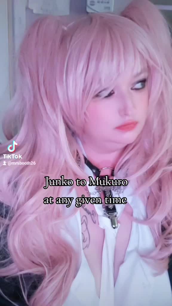 @💖TheCosplayWife💖