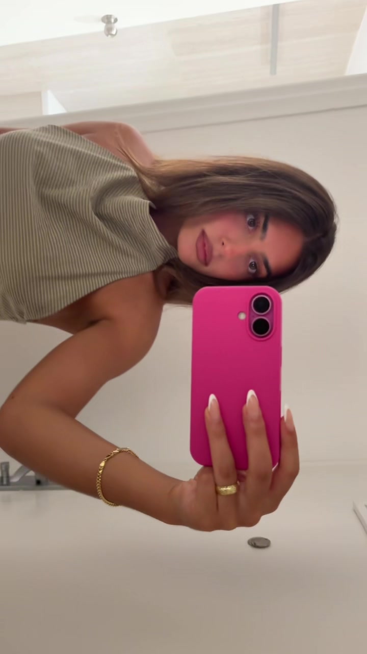 @isabella