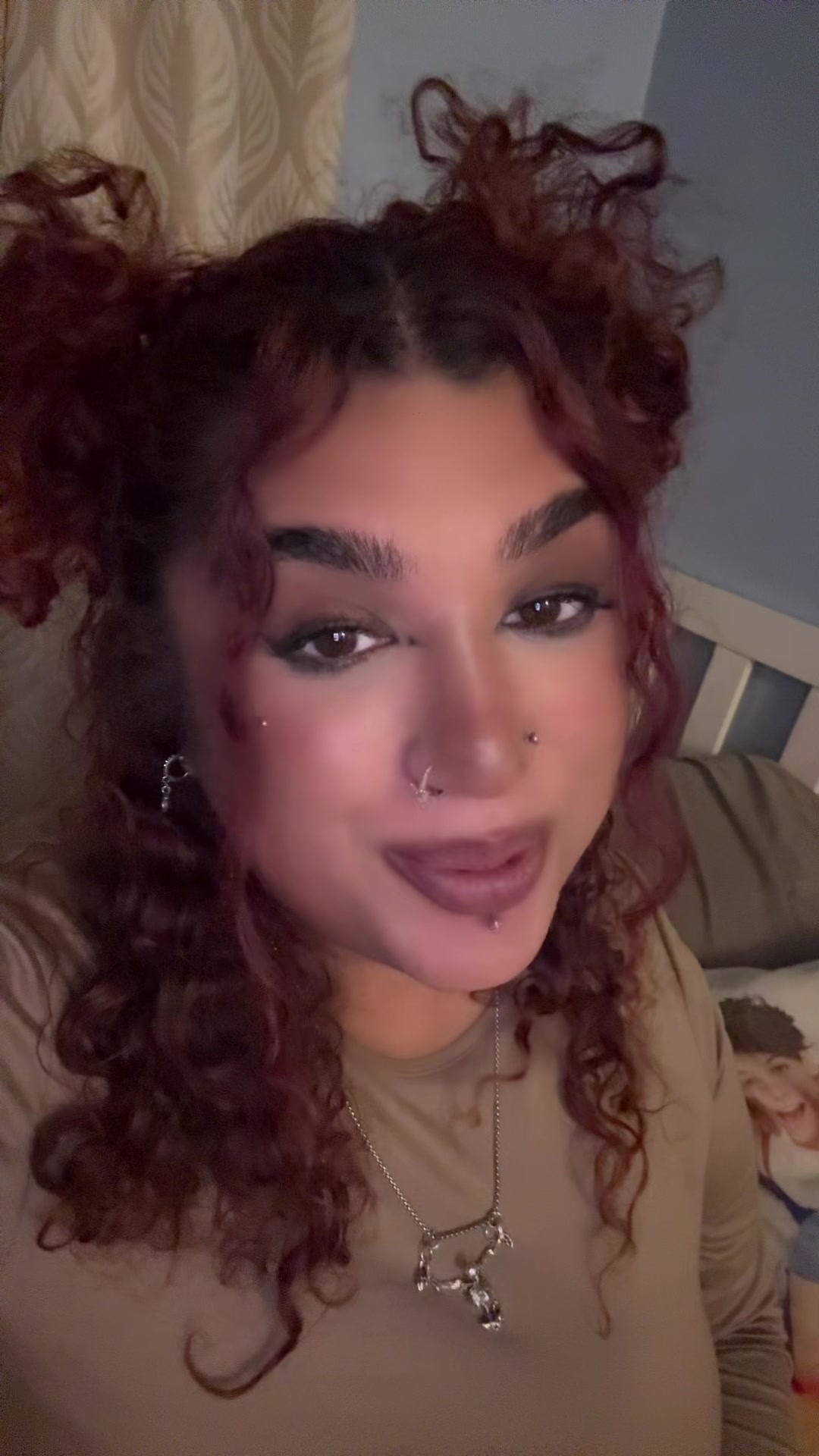 @Maalaxh