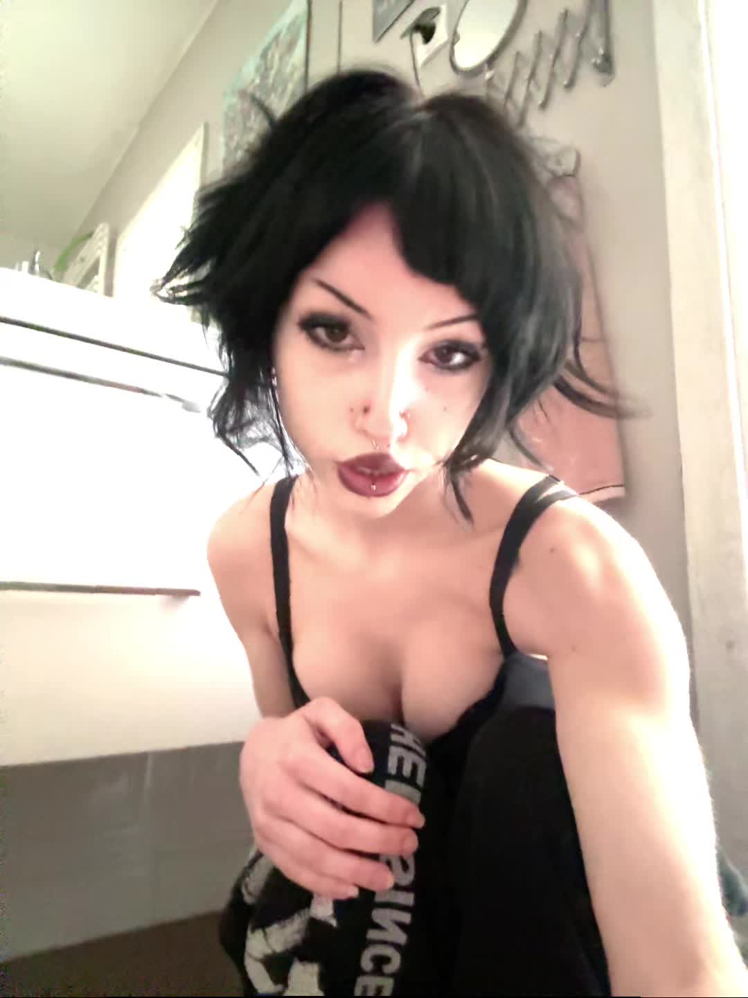 @momolithh
