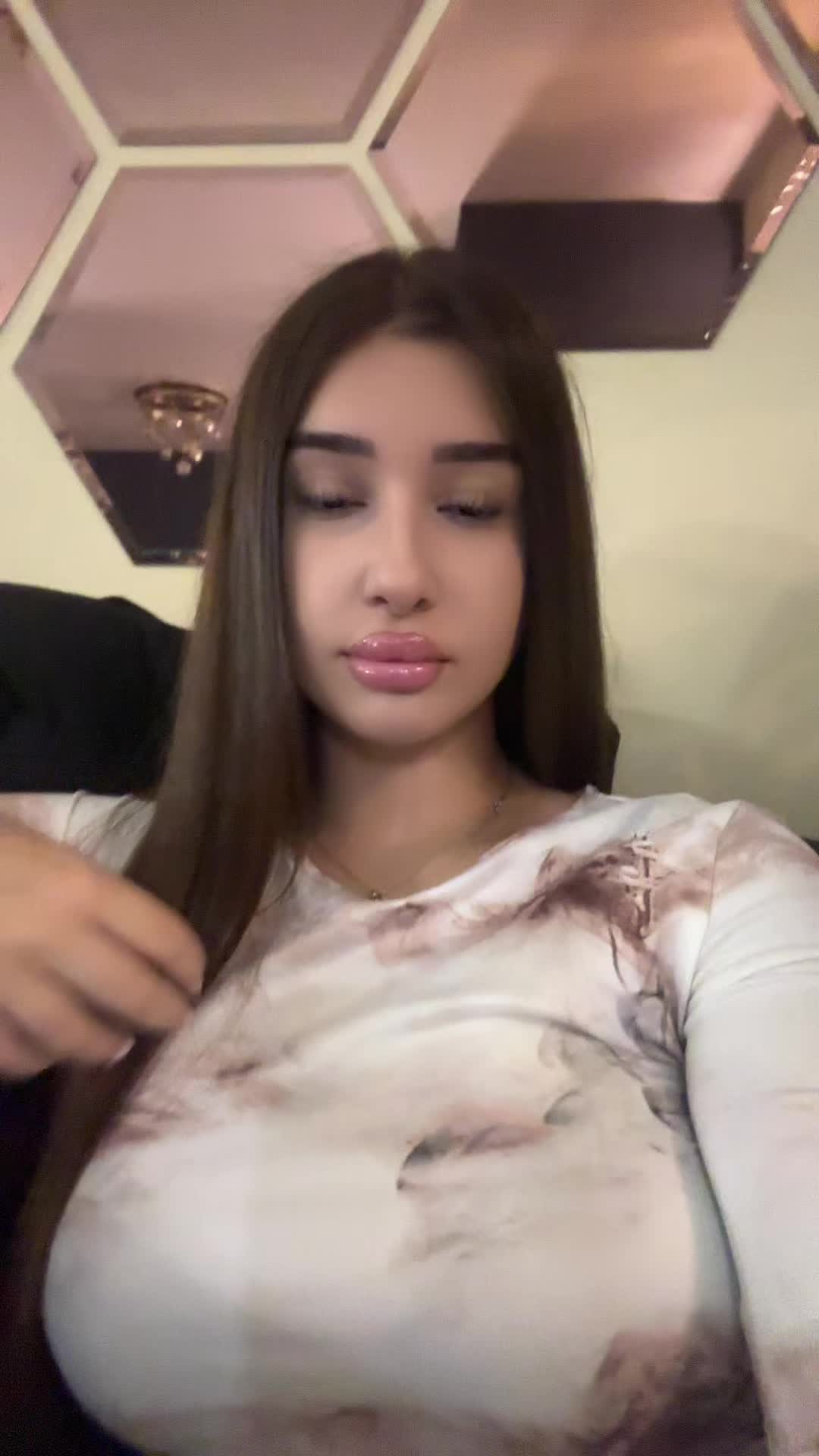 @Anna Amg