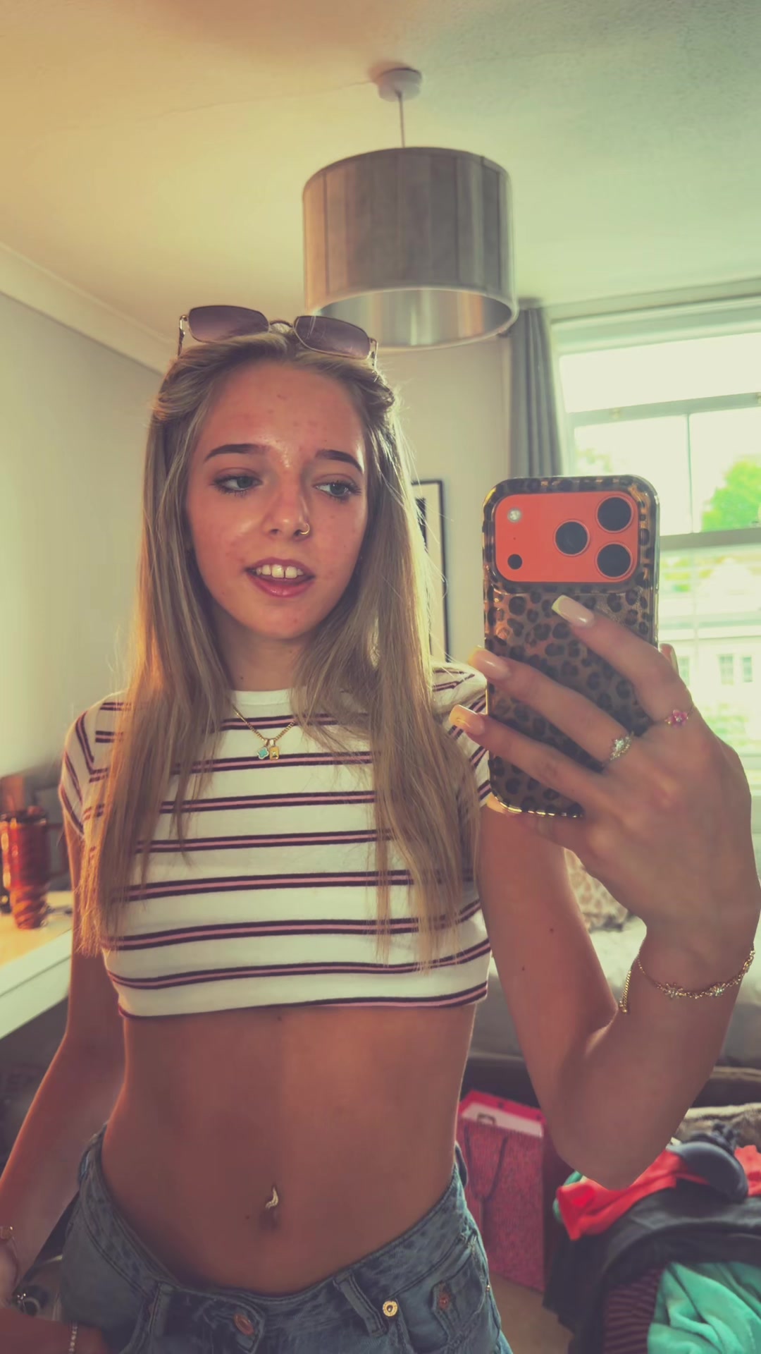 @😋