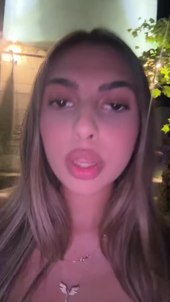 @🐣