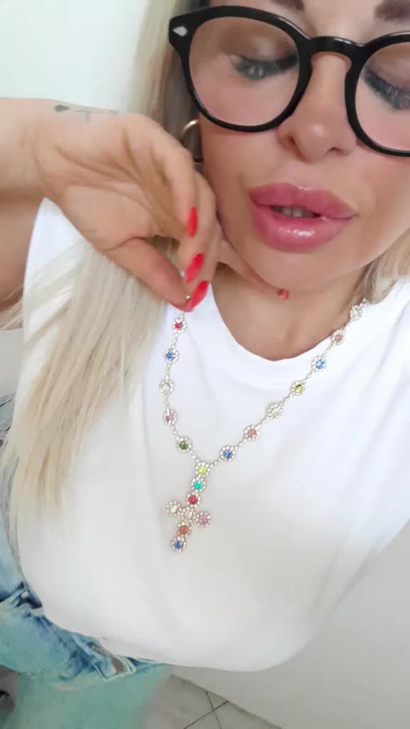 @Angela Auriemma