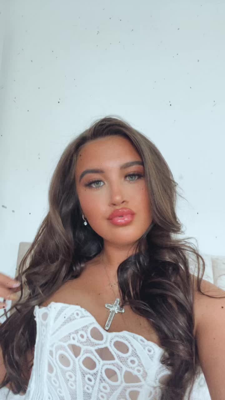 @𝒮𝓀𝓎𝑒𝐿𝑜𝓊𝒾𝓈𝑒 ☁️