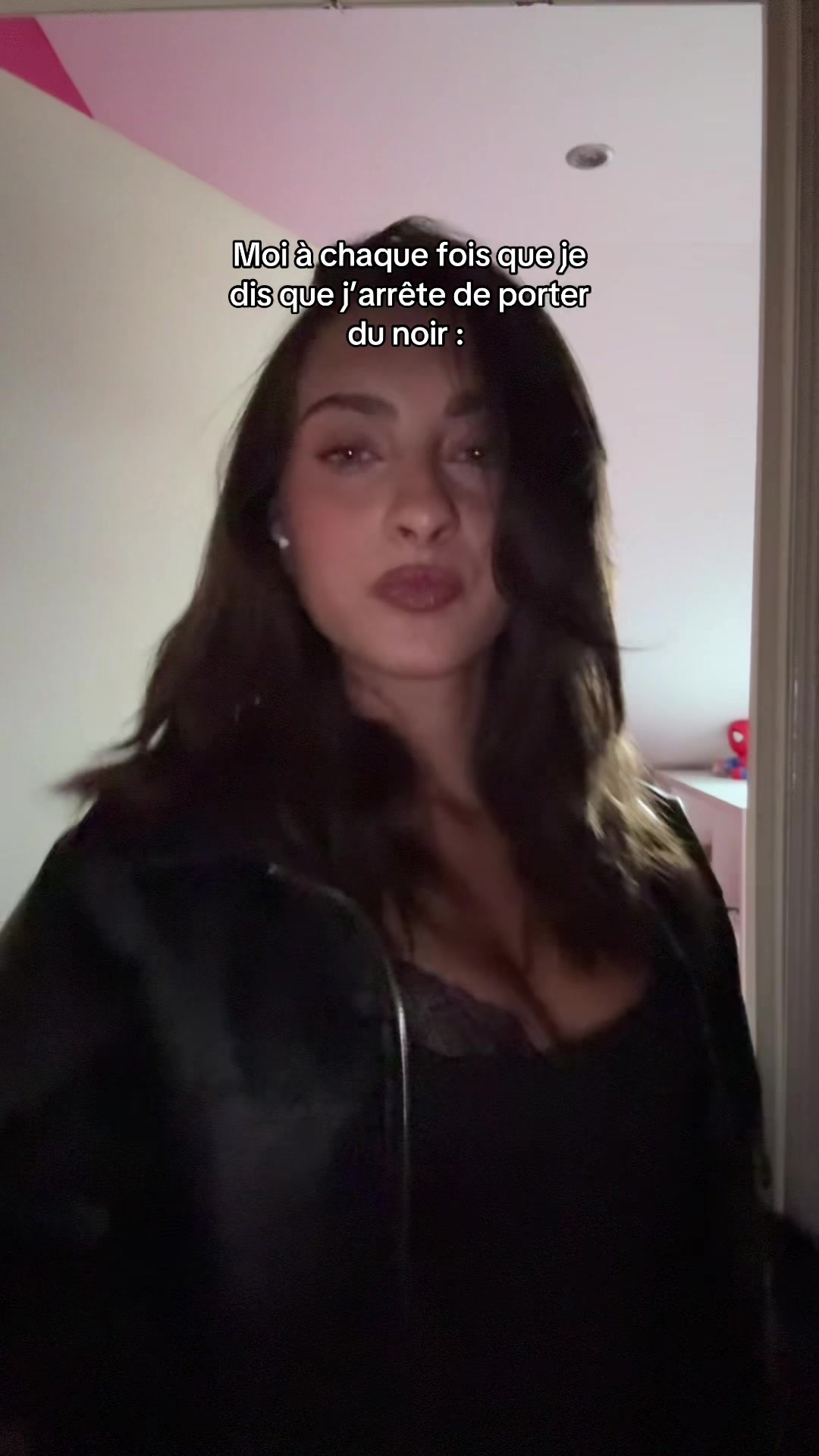 @Victoria / Model