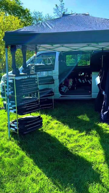 @RibbleValleyHorseRugs ®️