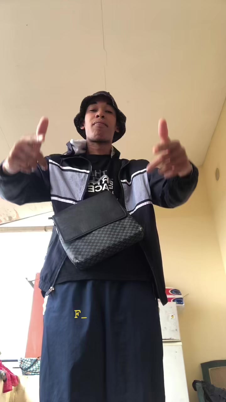 @Crīmē'Zērr Lē Văīllant