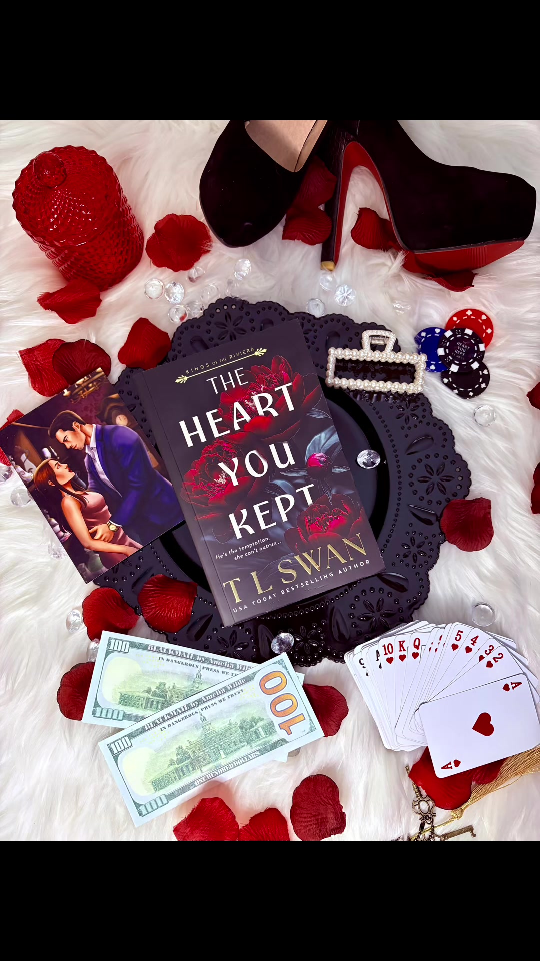 @MissPetiteBrunetteBookBlog