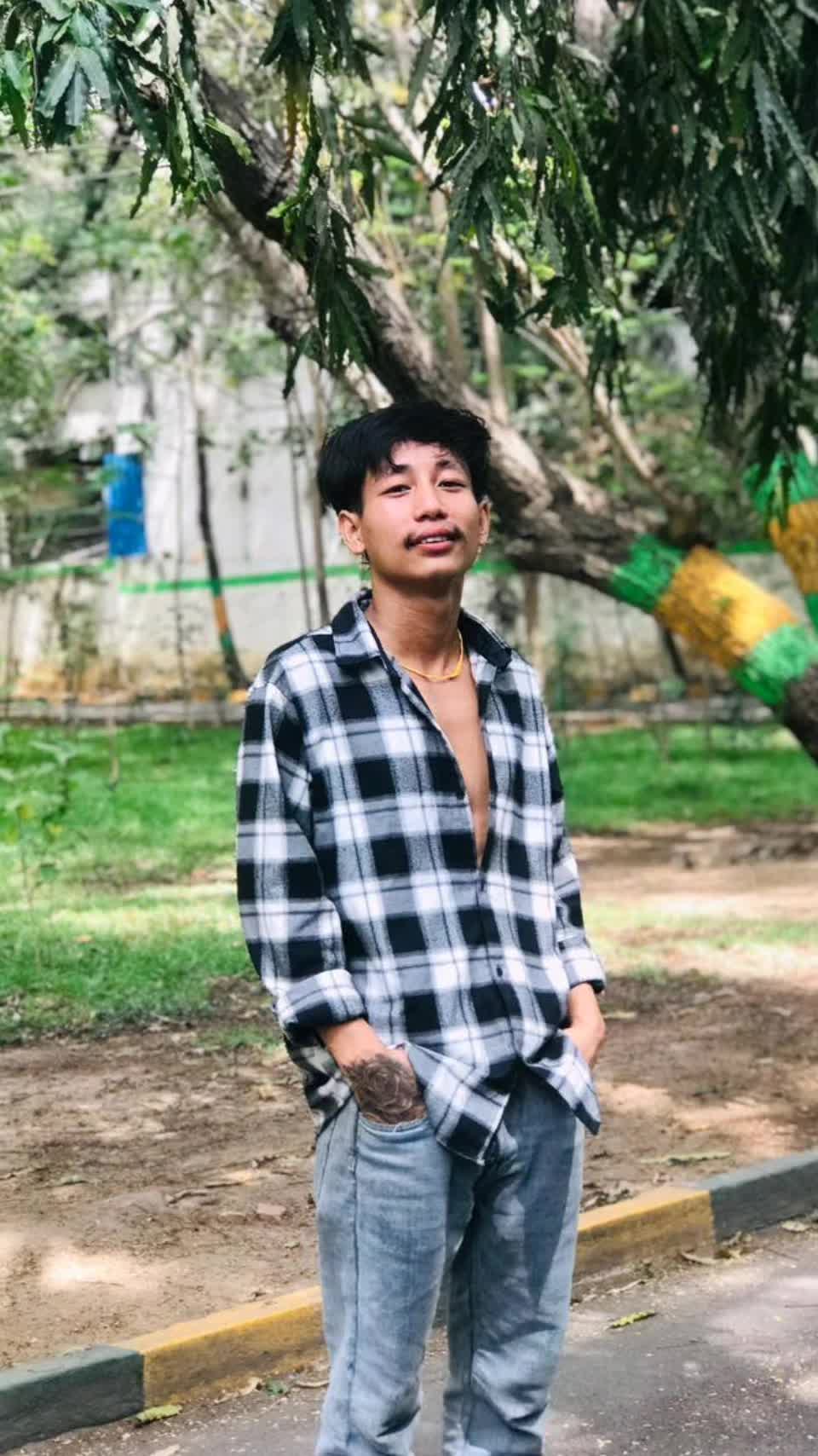 @manojlimbu6432