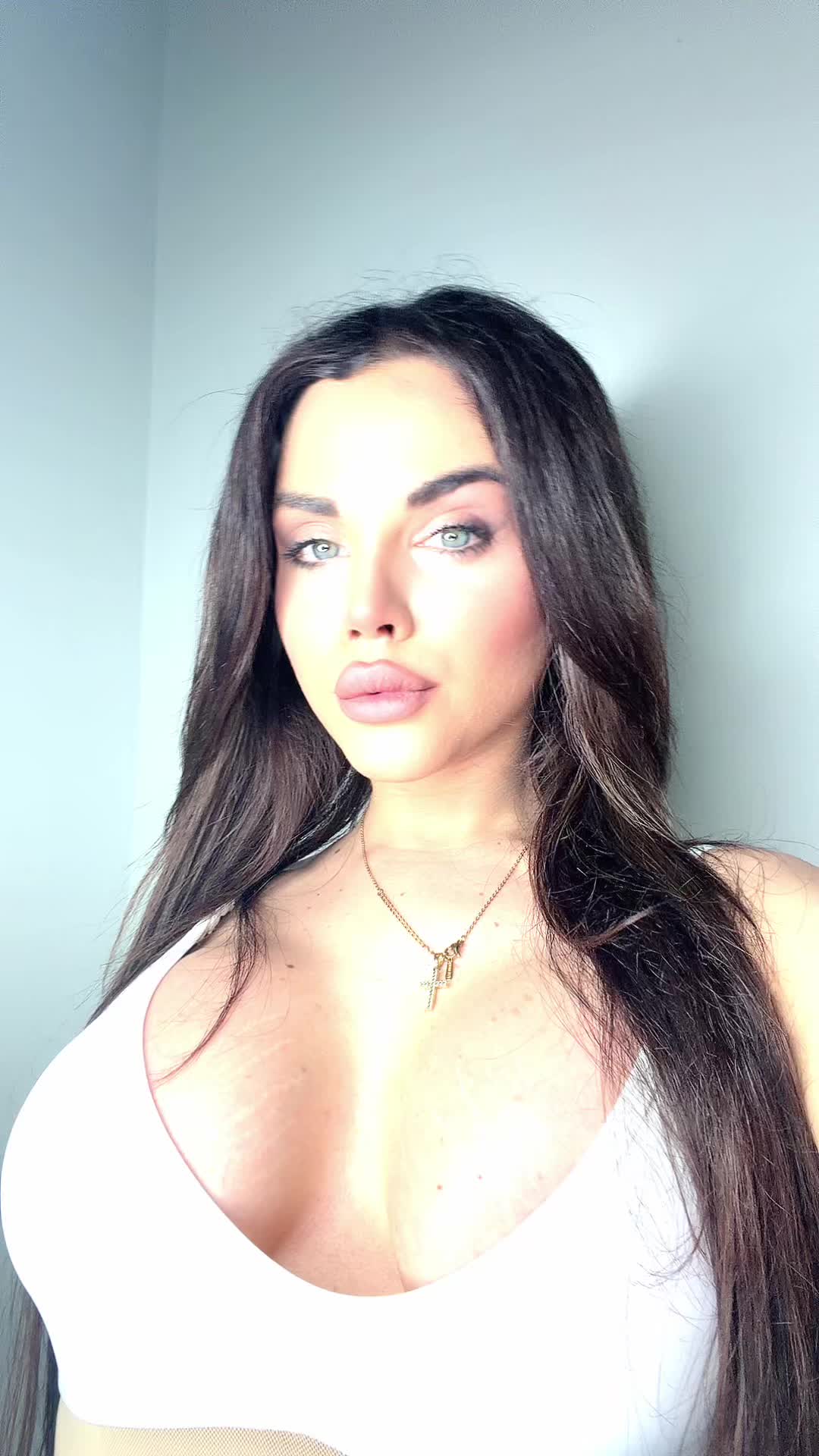 @ileniaapellicciari__