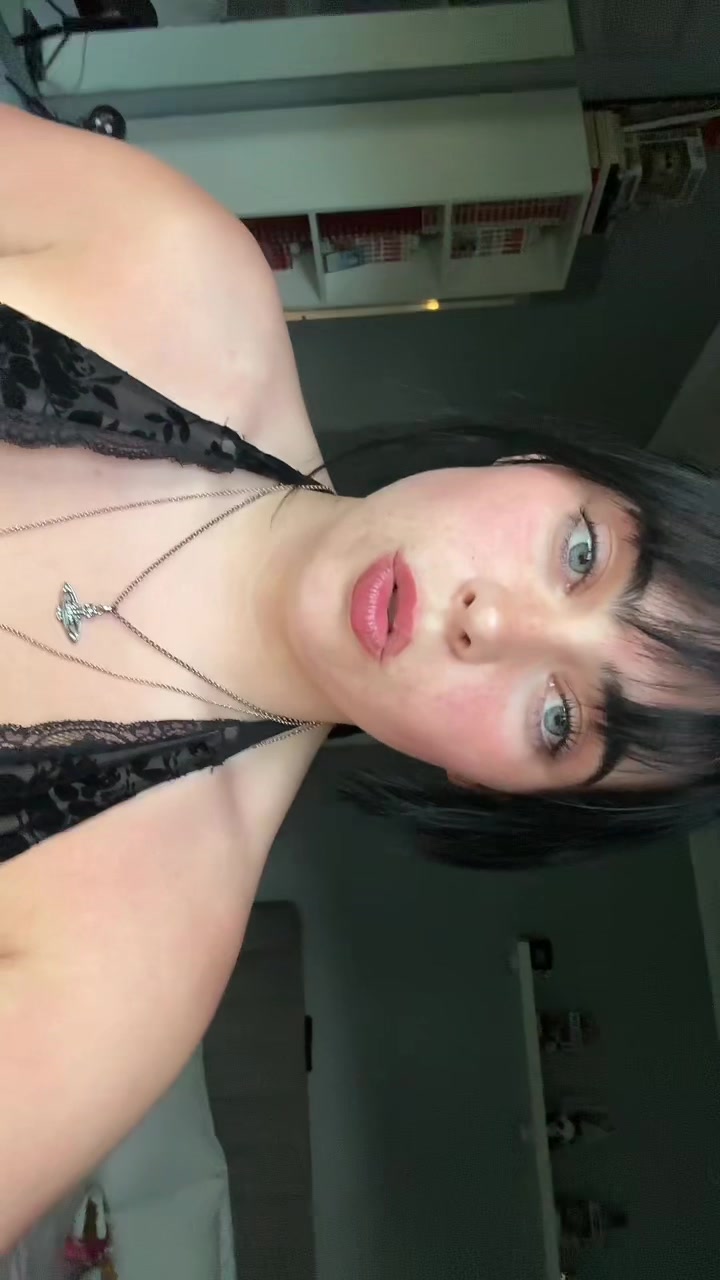 @Jolie Robinson youtuber