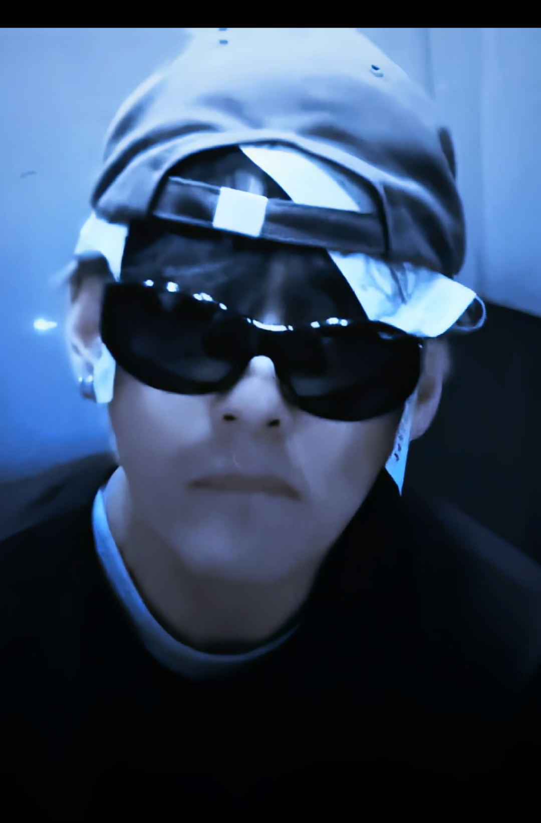 @jj1m1n⁷ is seeing BTS