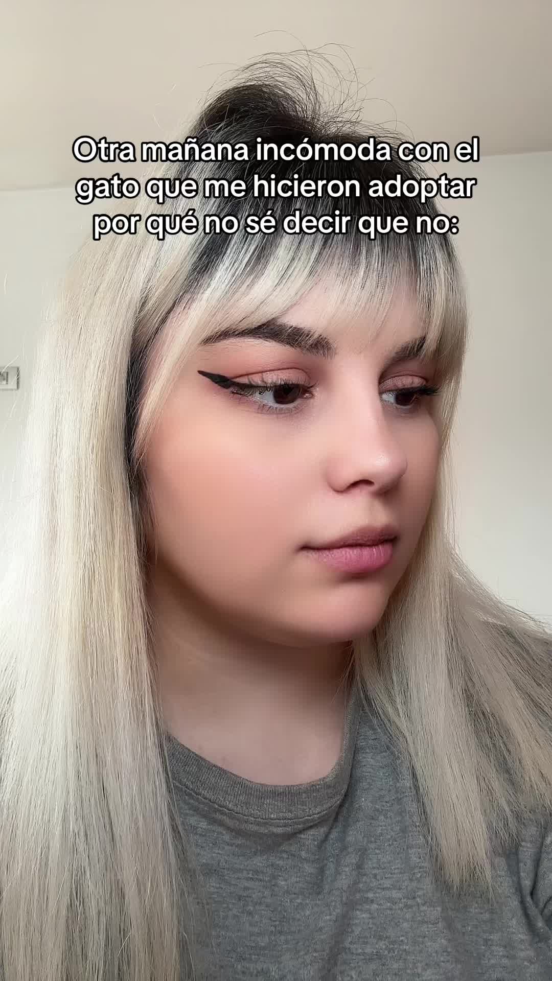 @- Alejandra  🐱💕