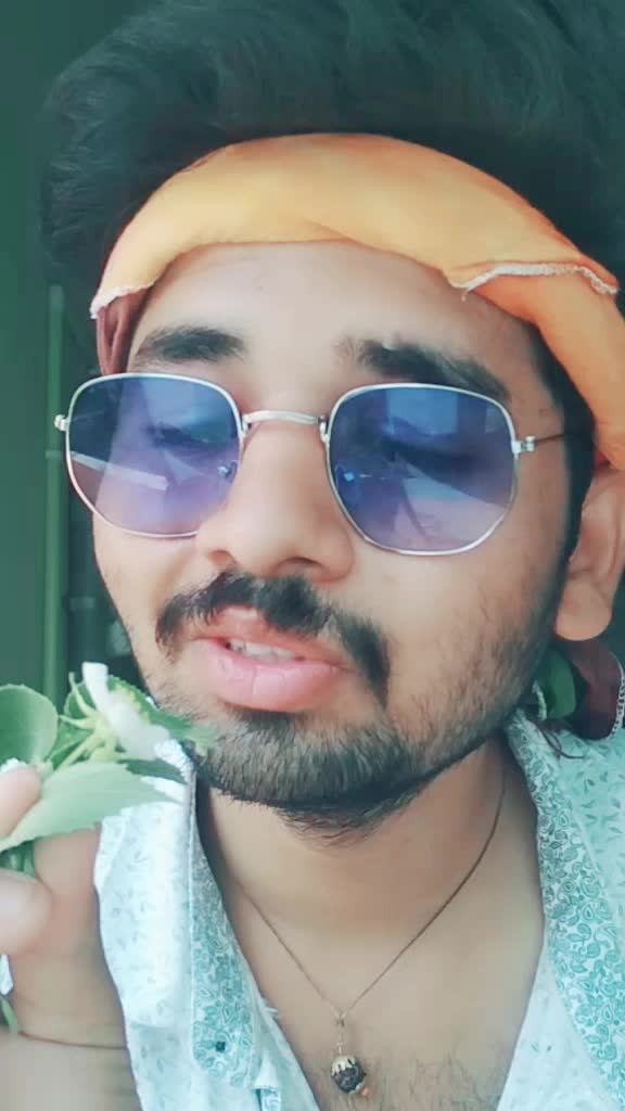 @ಮುತ್ತು