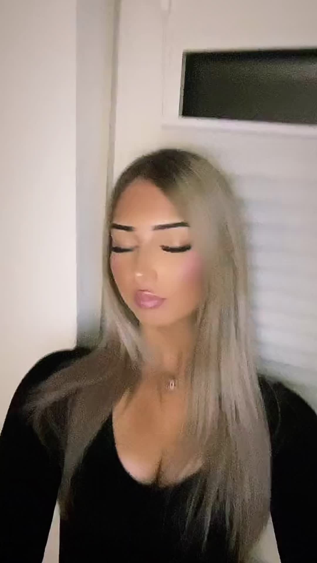 @😹