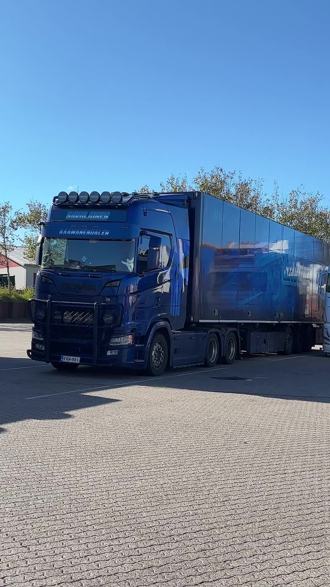 @JBL TRUCKSPOT