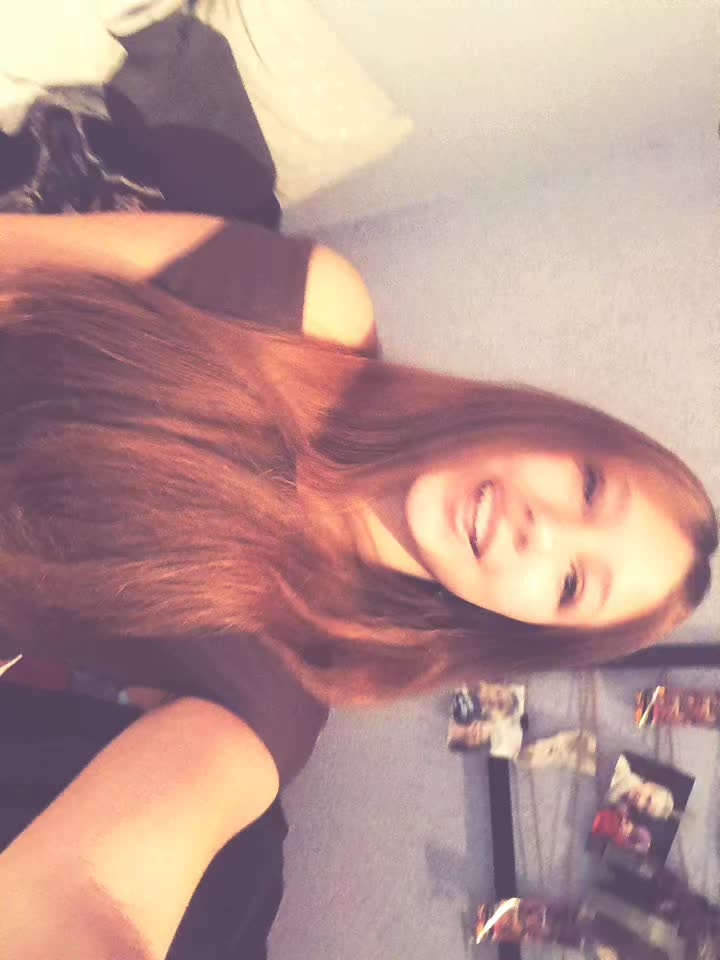 @AYLAAAA
