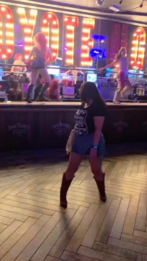 @carla_elizabeth84