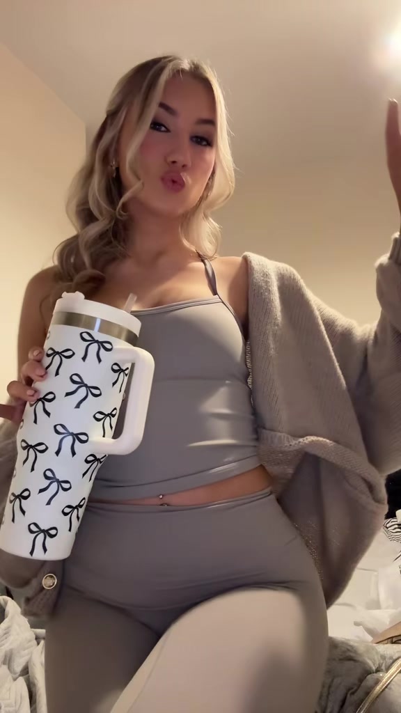 @lilyellaconway.priv