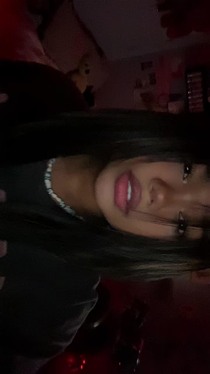 @Hii im Vye