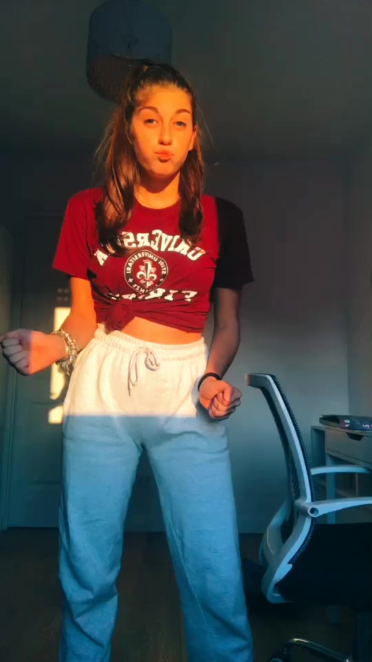 @elisaazaccaretti