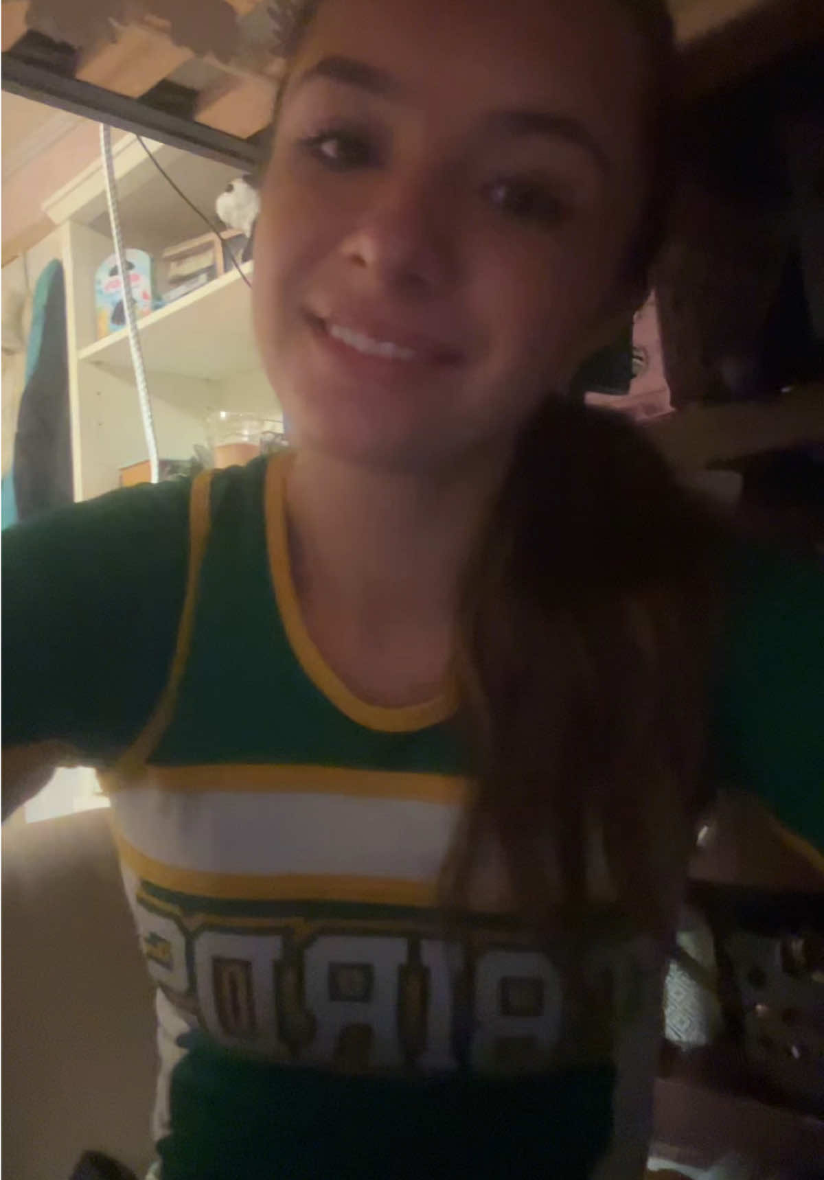 @Holls