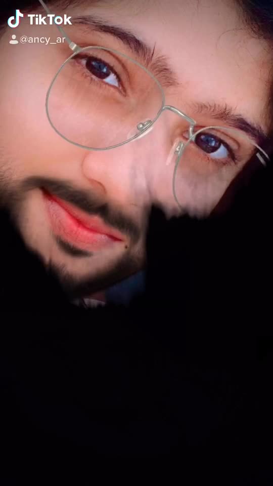 @Anzy_ar