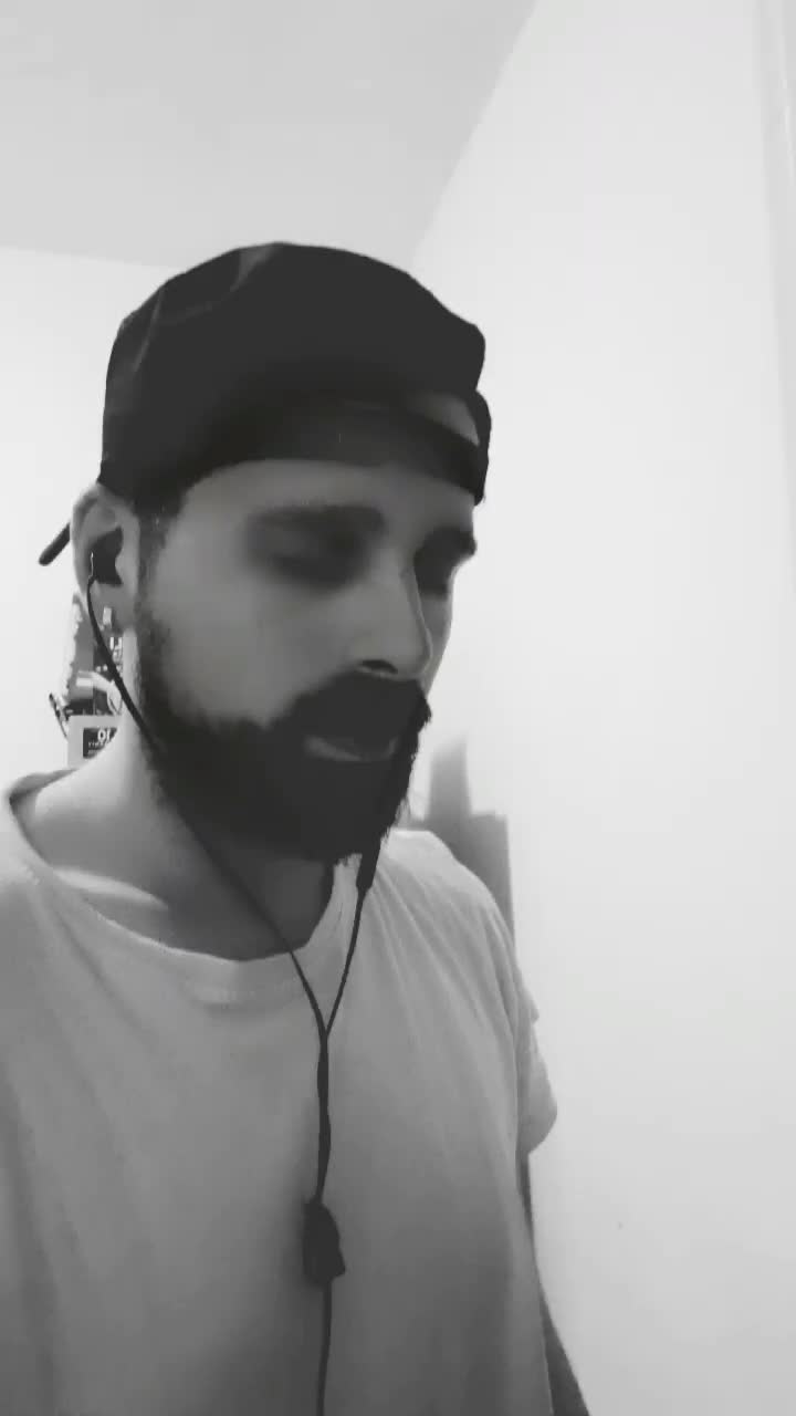 @Carlo 🤍🖤
