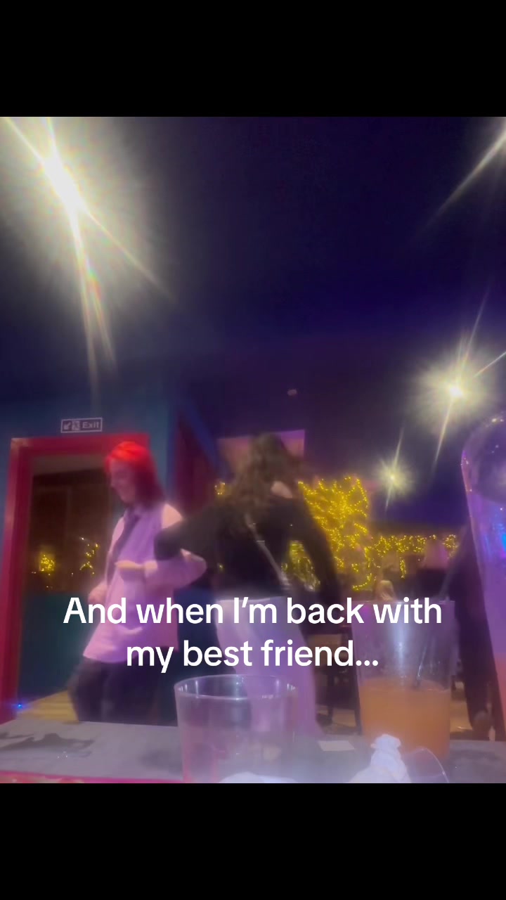 @Lauren Earl
