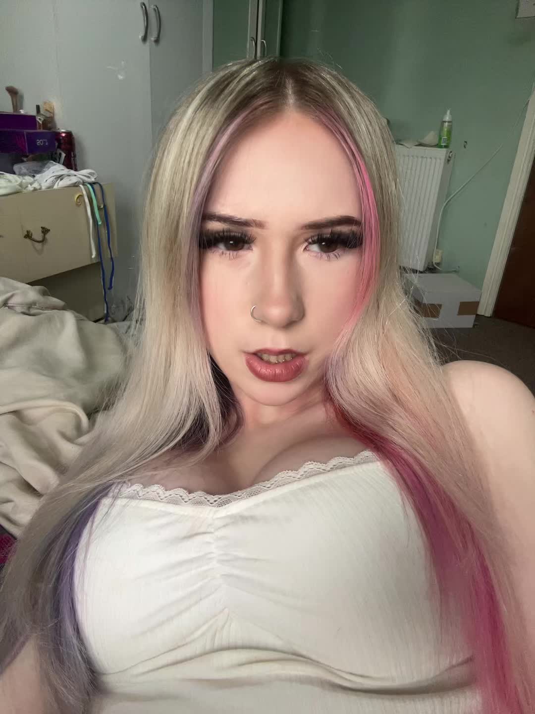 @🦄🦴🦇