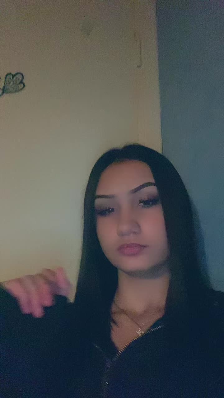 @โ๐๐๐ฃ๐๐