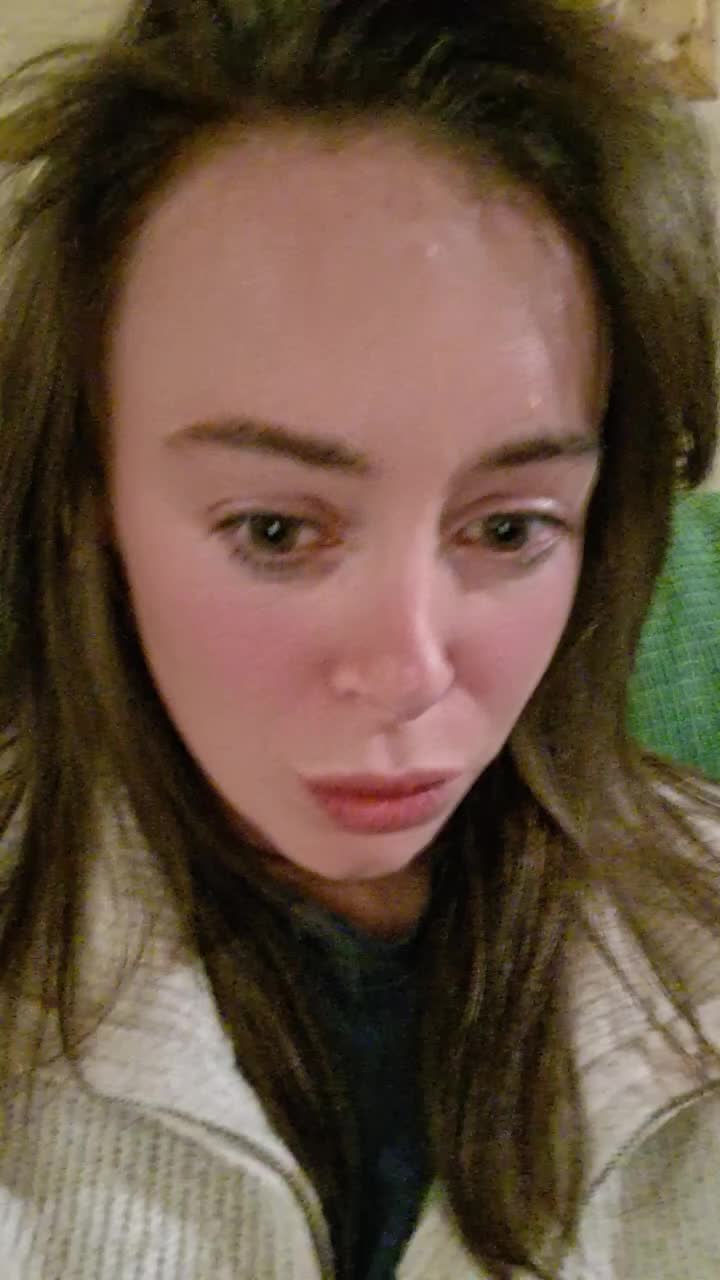 @lollyybmnqh