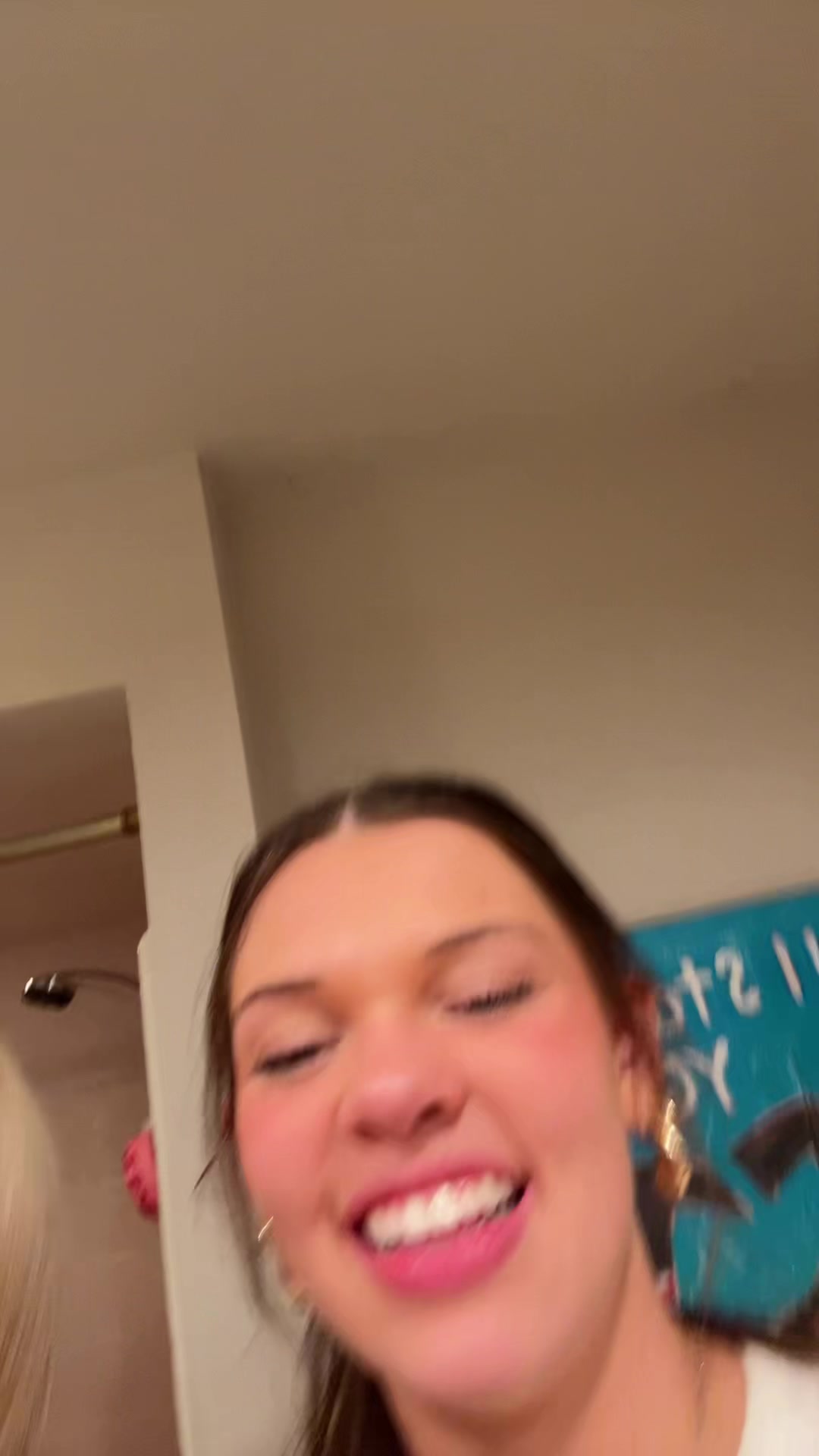 @LILY