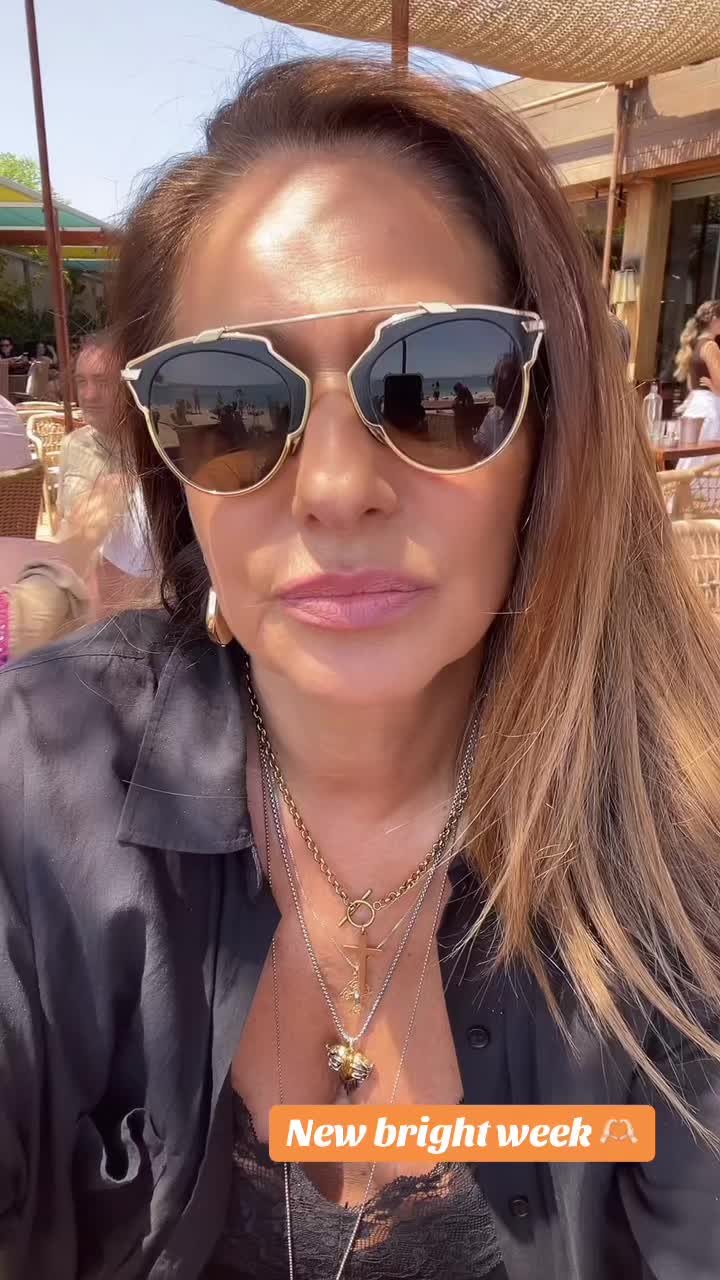 @Vicky koulianou