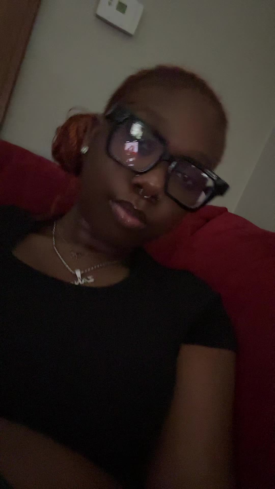 @🫶🏾