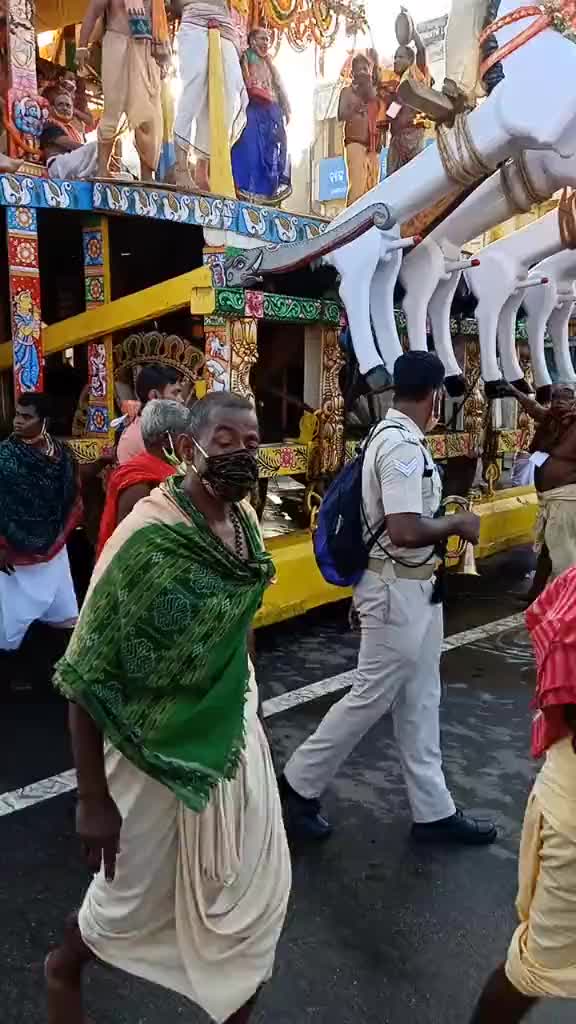 @Mr.._Bindas_Boy_G