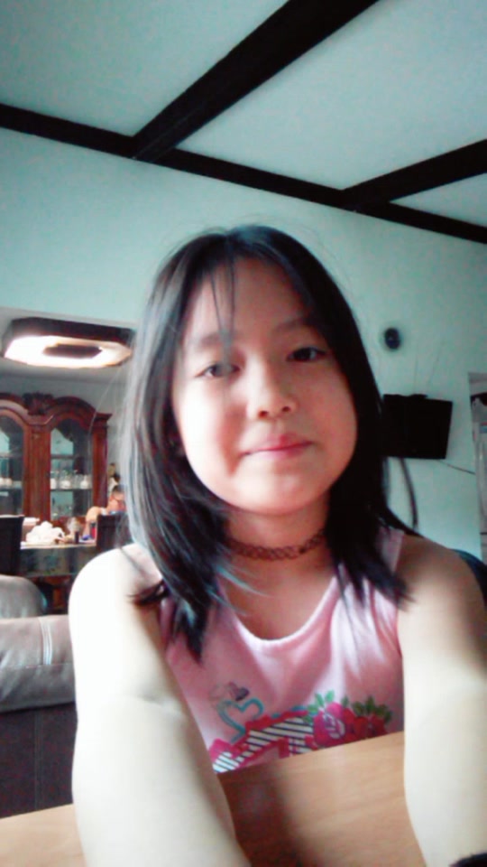 @Hmong Girls channel