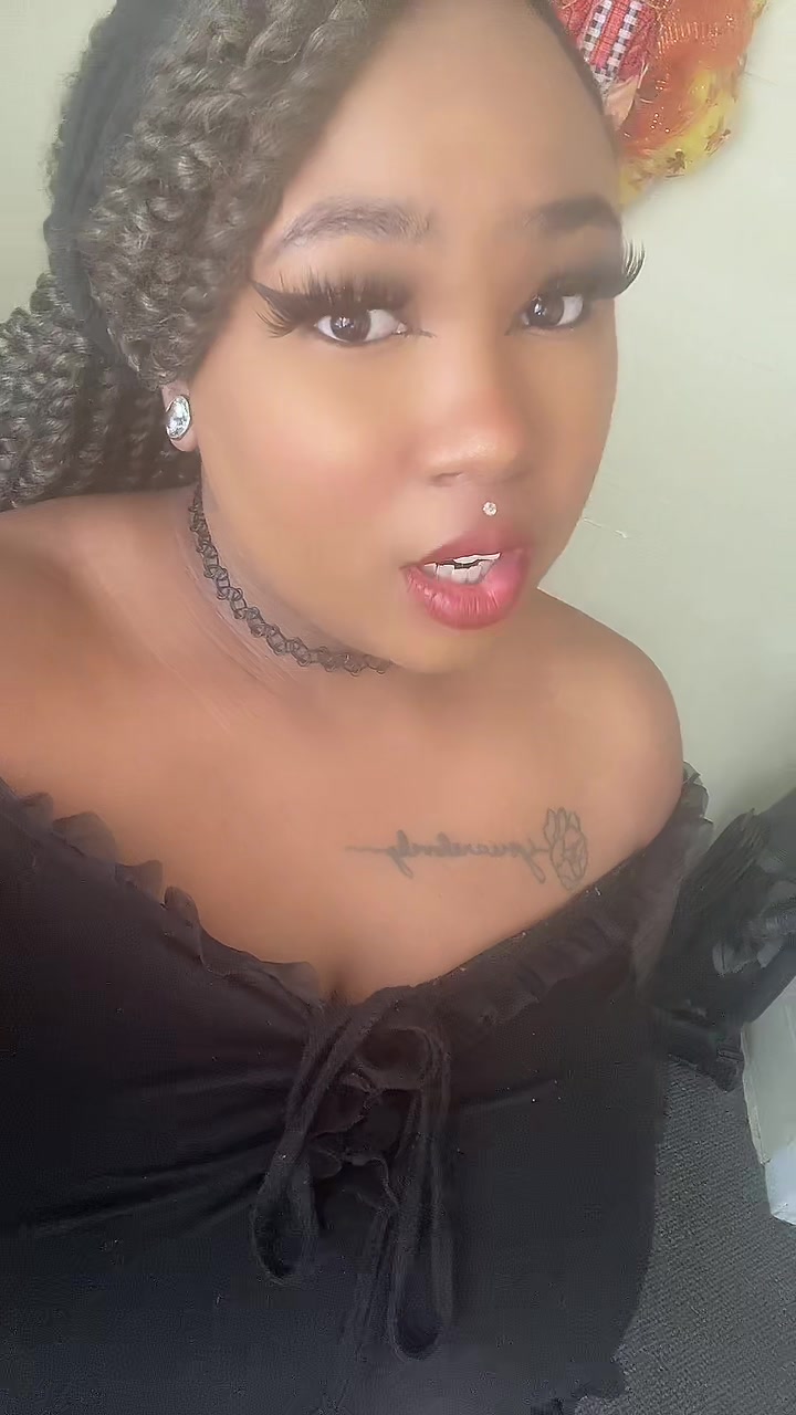 @Lalameansluv