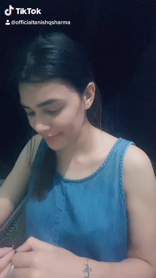 @Officialtanishqsharm