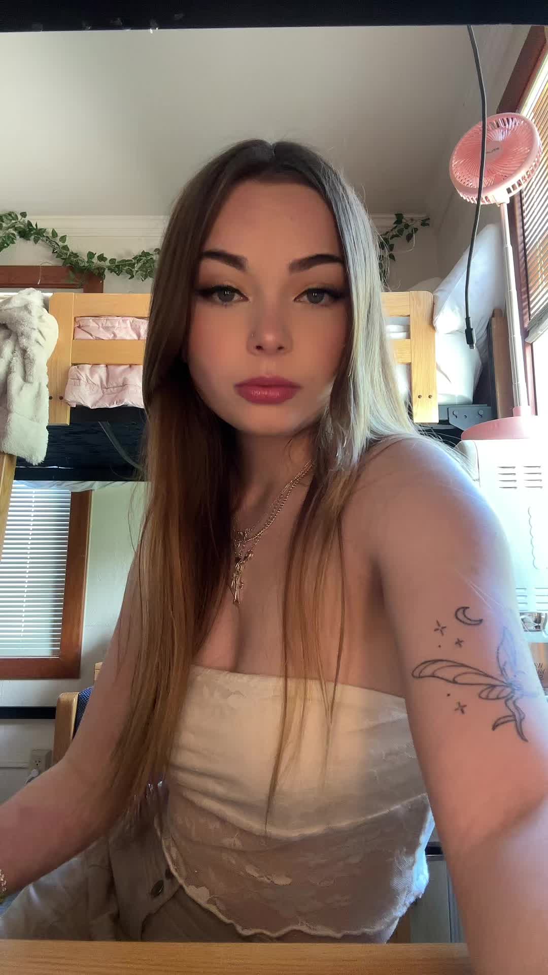 @kendall | IA Esthetician