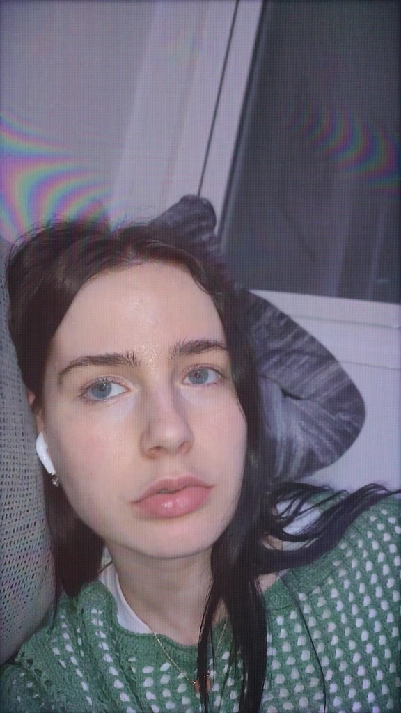 @aneeee:,-)