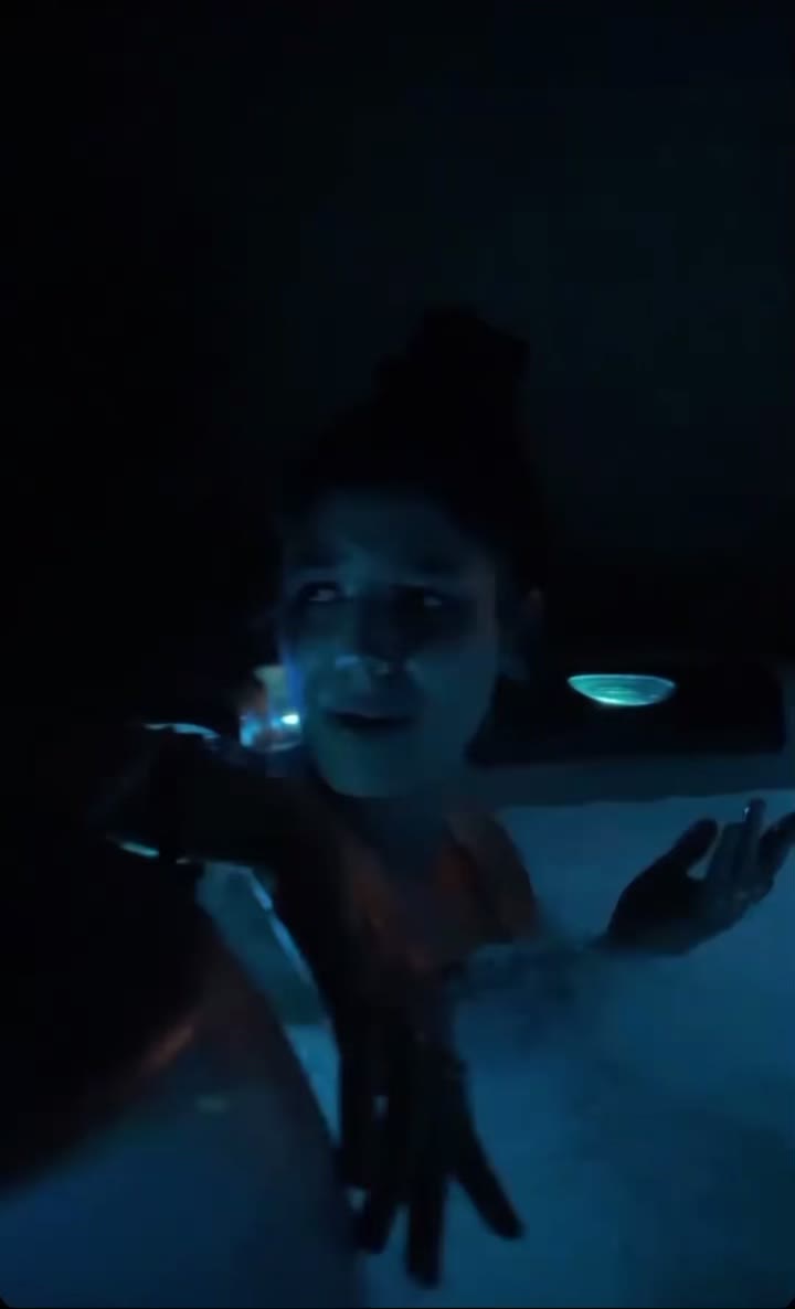 @Naïma