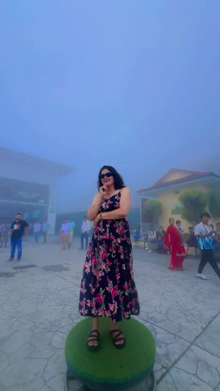 @santoshi_khadka