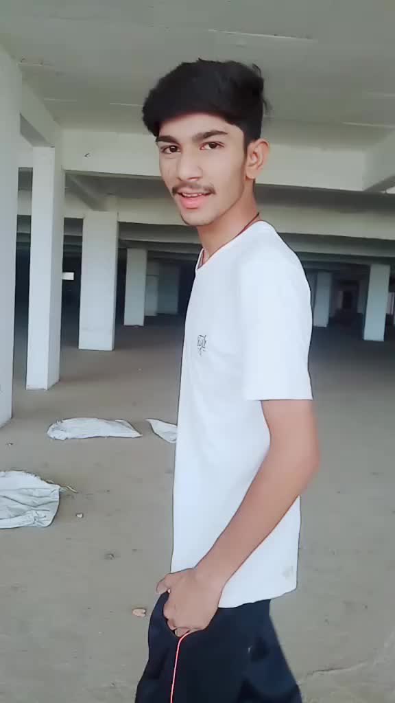 @आपलाच मित्र हर्ष 😊