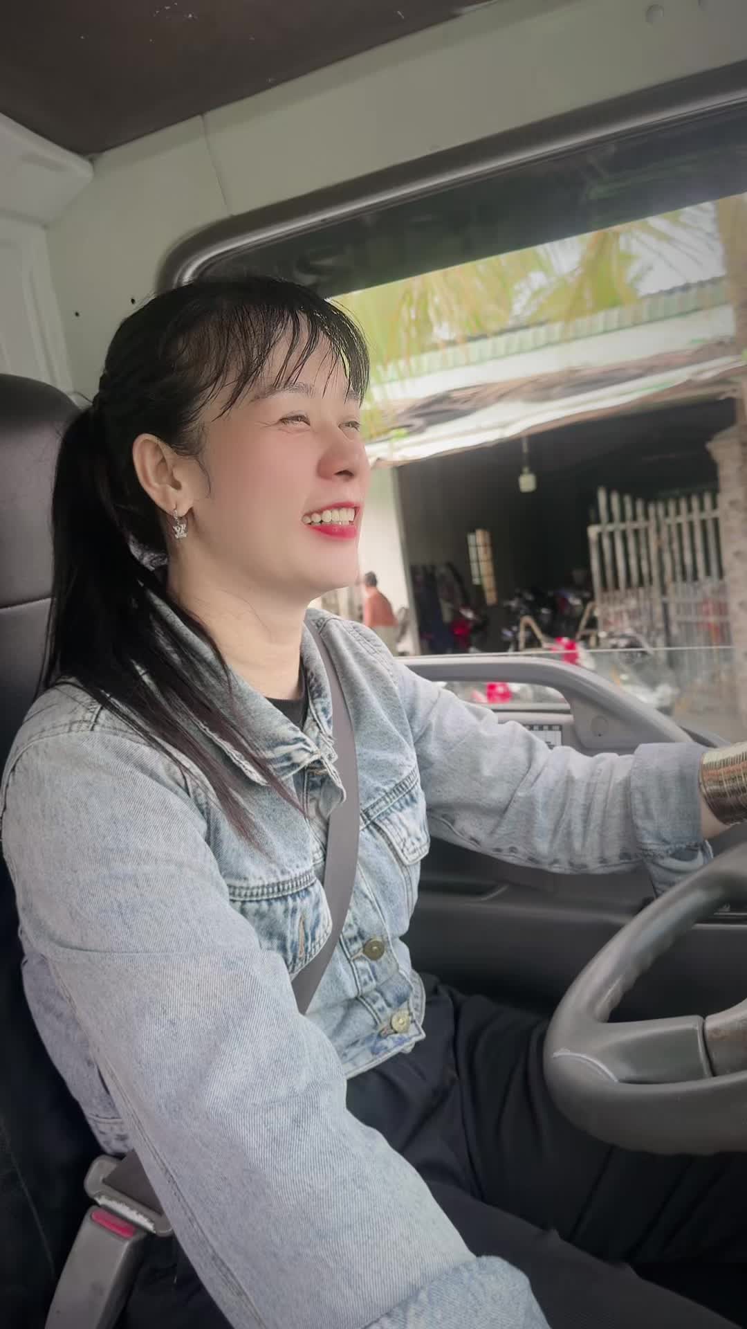 @Bàn tay nhỏ 63B3