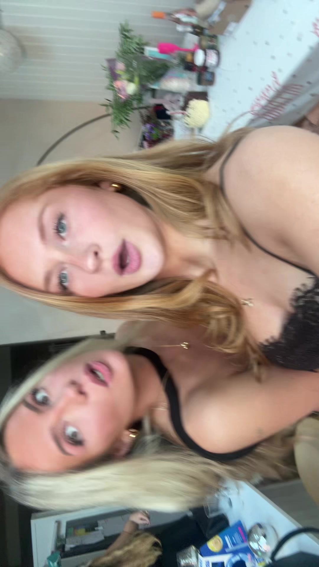 @PoppyWybrow