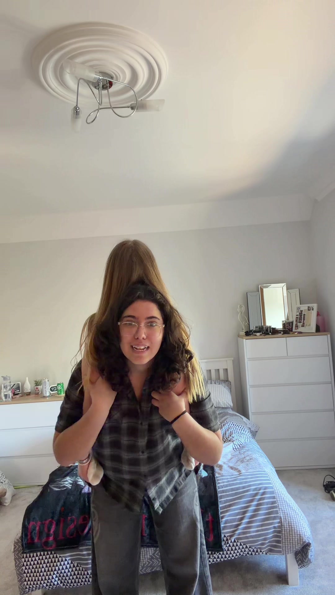 @AMELIEEE