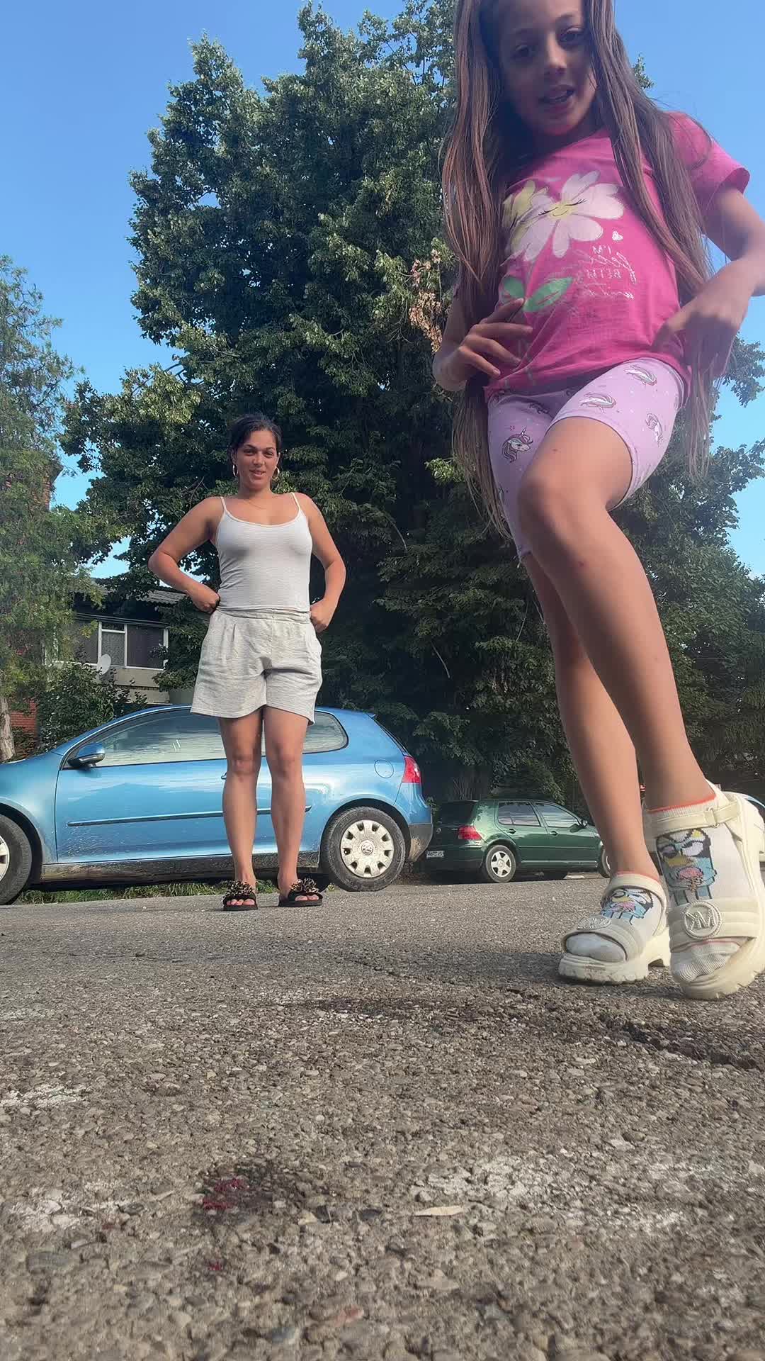 @Cătălina Dominik💙Genesa❤️